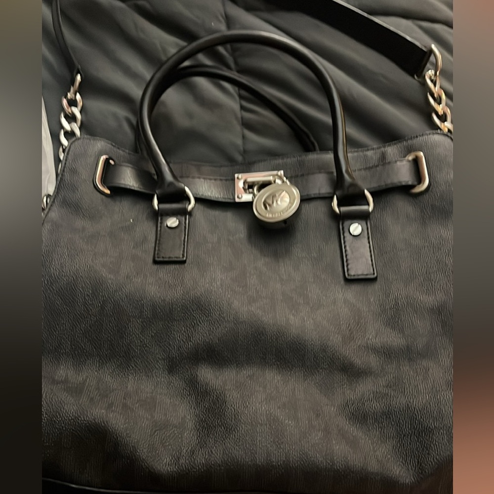 Beautiful Michael Kors bag hardly used
